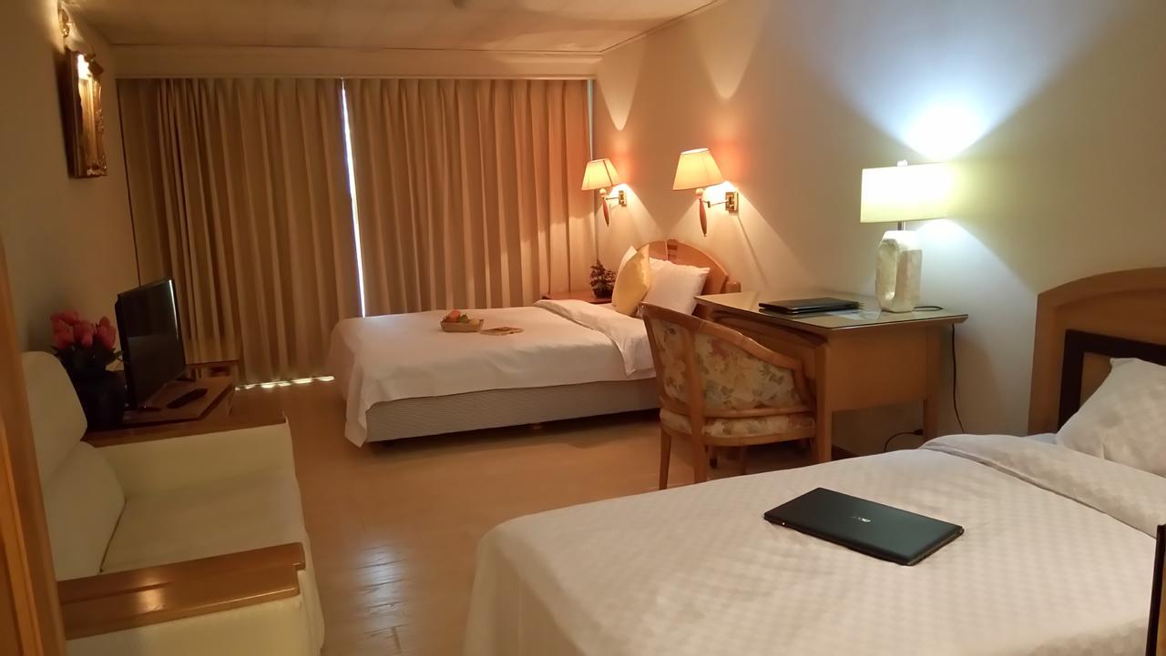 Berkeley Business Hotel Zhongzheng 신주 외부 사진